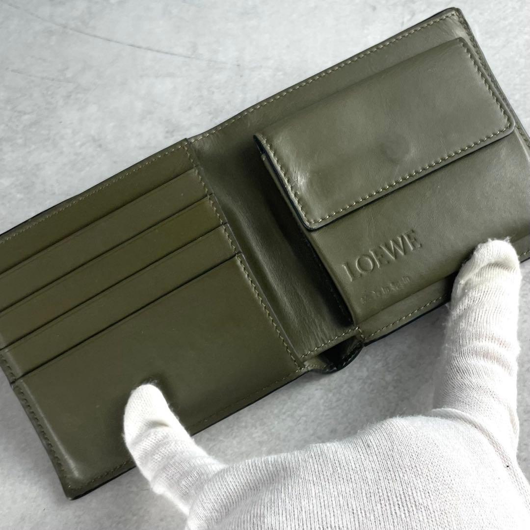 【美品】ロエべ 二つ折り財布 リピートアナグラム　レザー グリーン