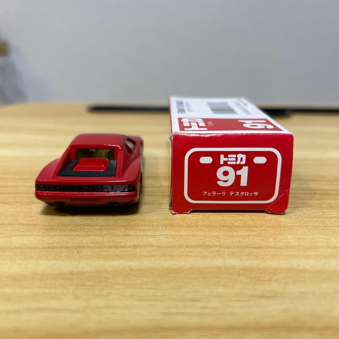 日本製トミカ赤箱 フェラーリ テスタロッサ 91