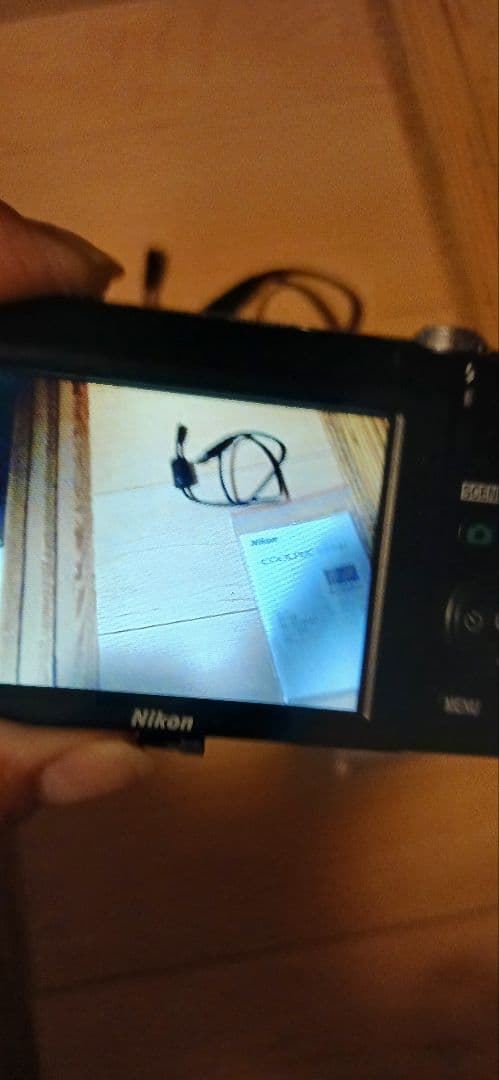 Nikon COOLPIX S2900 本体と付属品