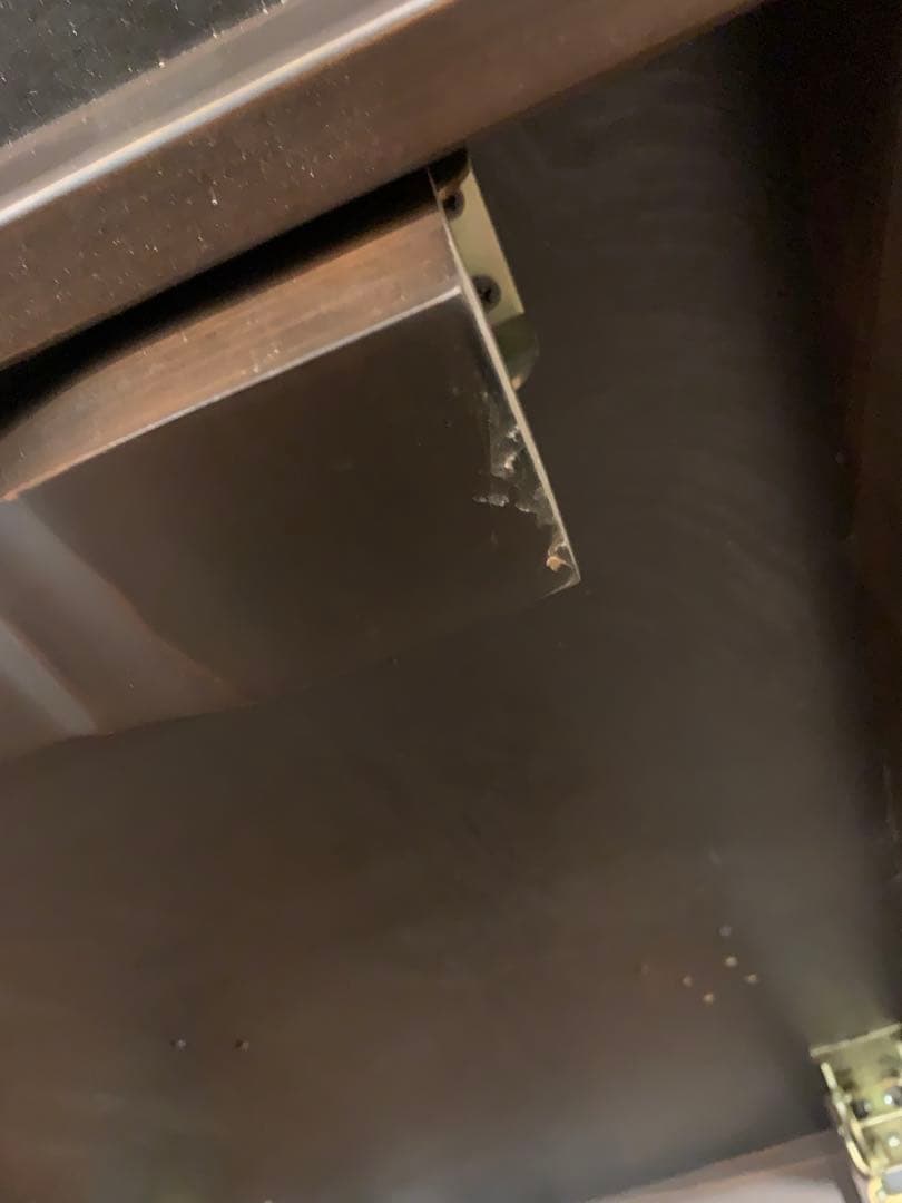 ダークブラウン 木製テーブル 自然な形状