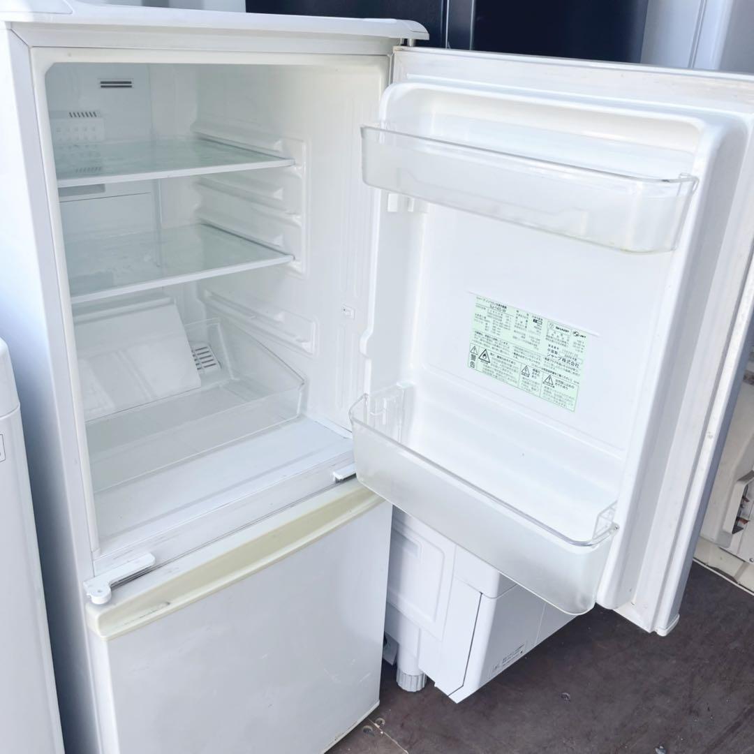取付無料！完動品！SHARPホワイト冷蔵庫・高性能東芝6kg洗濯機セット