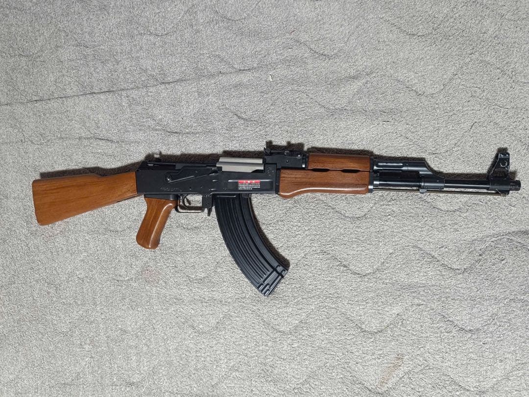 ◆東京マルイ　スタンダード電動ガン　トイガン　AK47　エアガ