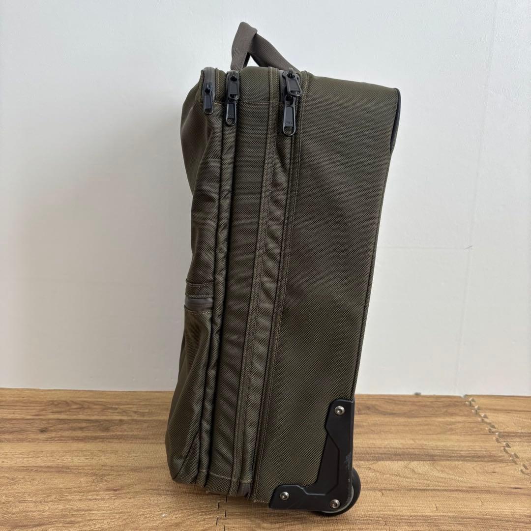 美品　ノースフェイス　シャトルローラー　キャリーバッグ　2輪　機内持込 ハンドル