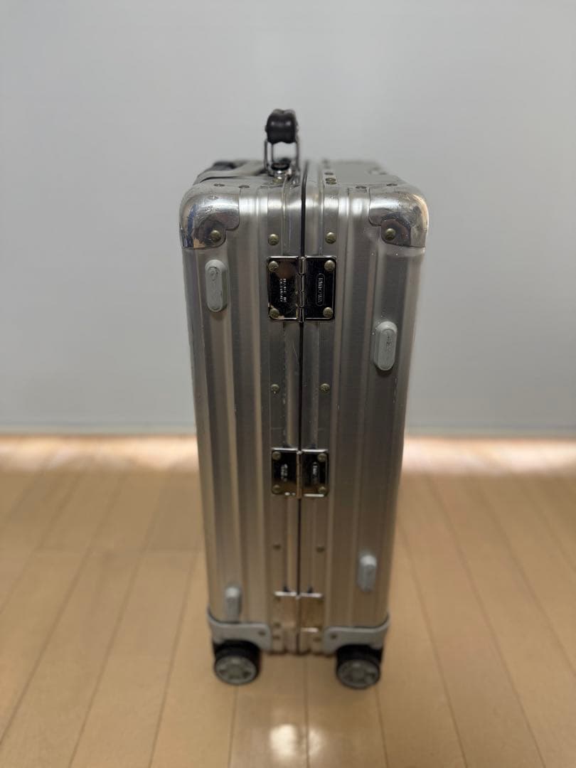 RIMOWA クラシックフライト 974.52　33リットル　4輪