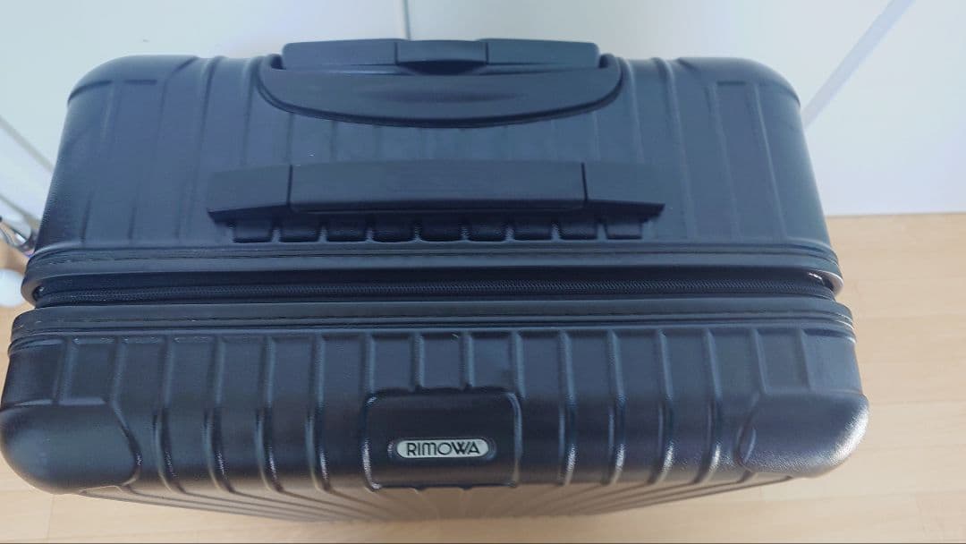 へ*ょ様 RIMOWA ブラック キャリーケース