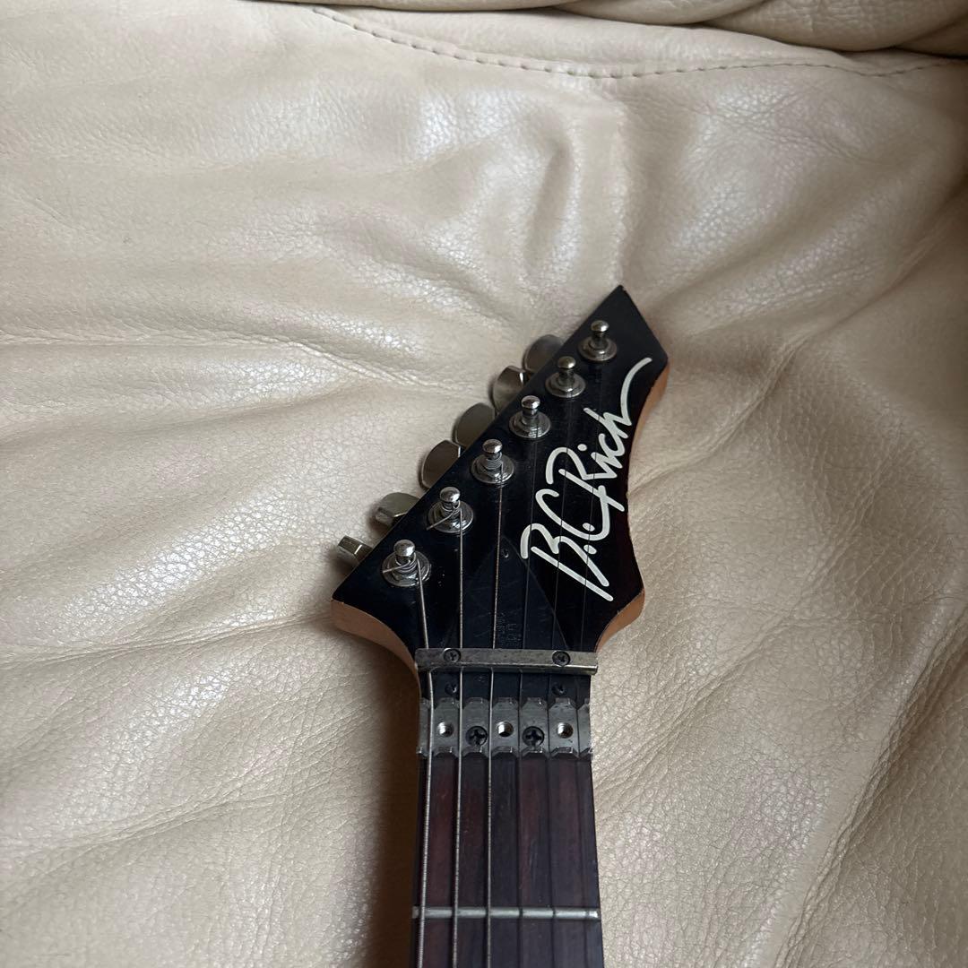 エレキギター BCリッチ　モッキンバード　フロイドローズ　24フレット　USA