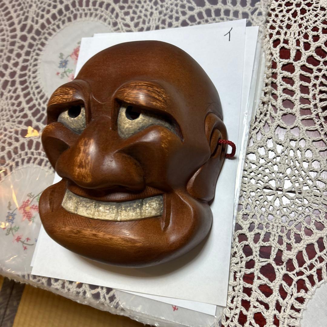 木製 笑顔の能面