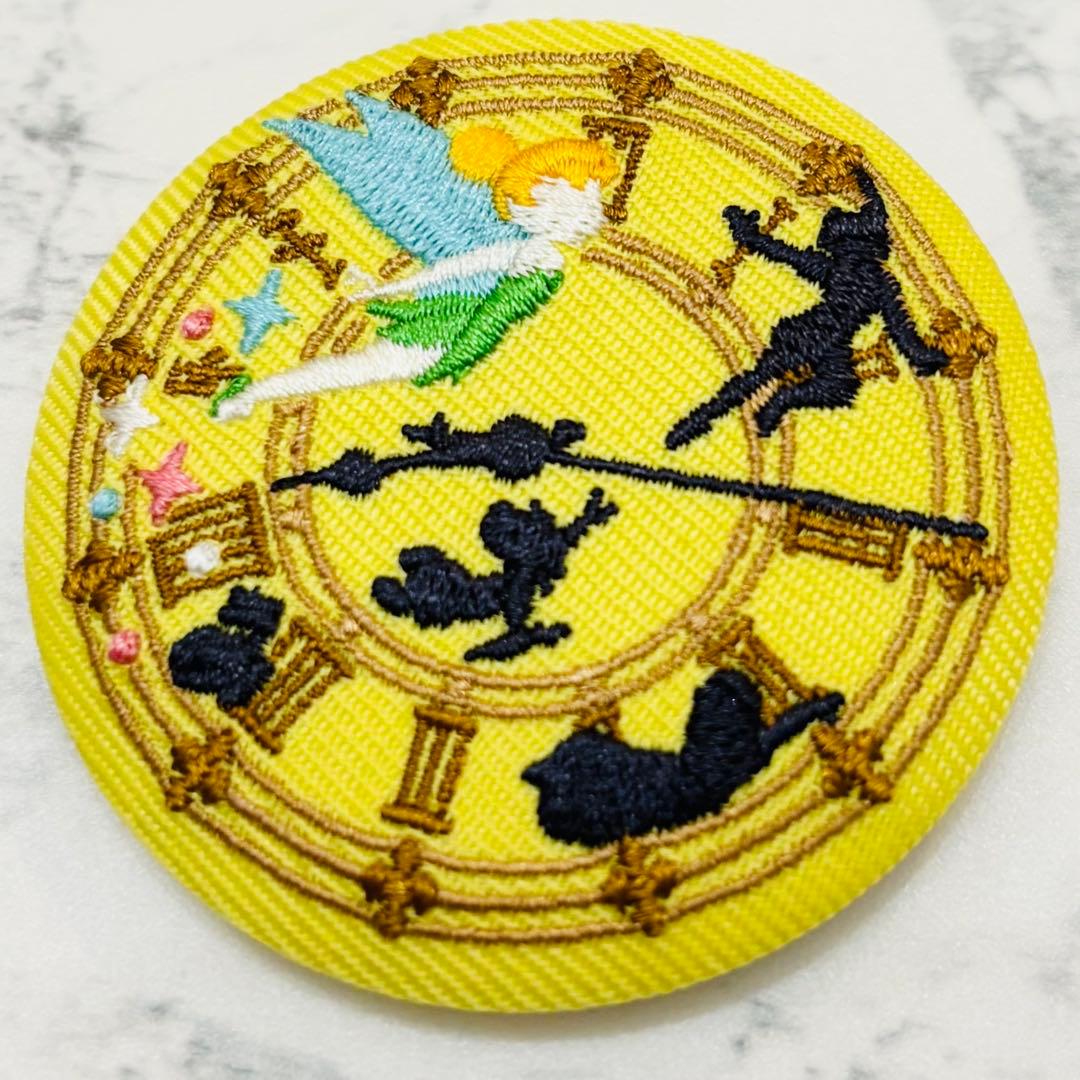 Disney 刺繍缶バッジ