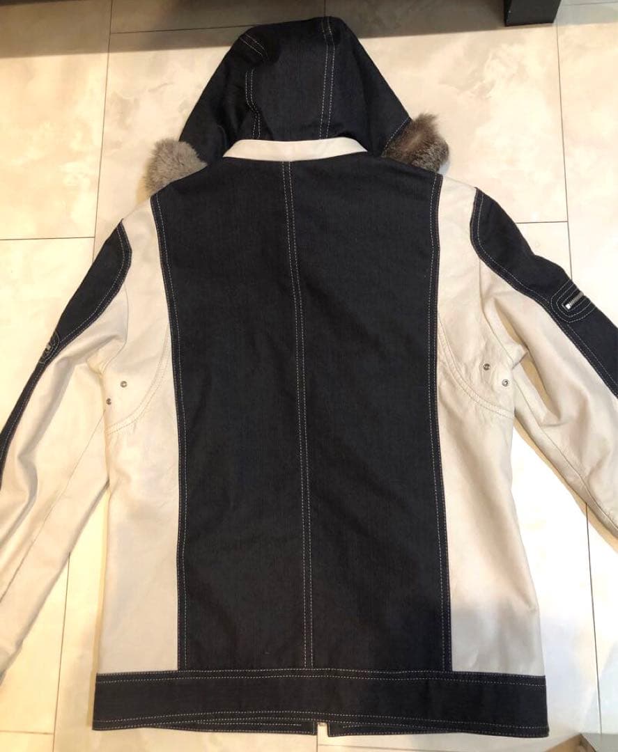 T*A様 バーバリーブラックレーベル　ホワイト羊革レザージャケット