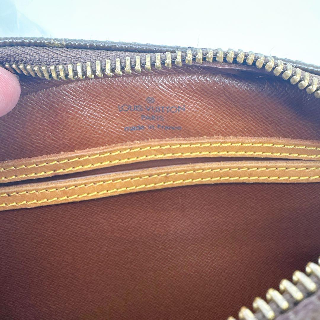 ルイヴィトン　モノグラム　ショルダーバッグ　ブロワ