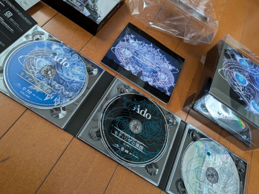 Ado モナ・リザの横顔〈初回限定盤〉BluRay＋2CD＋GOODS