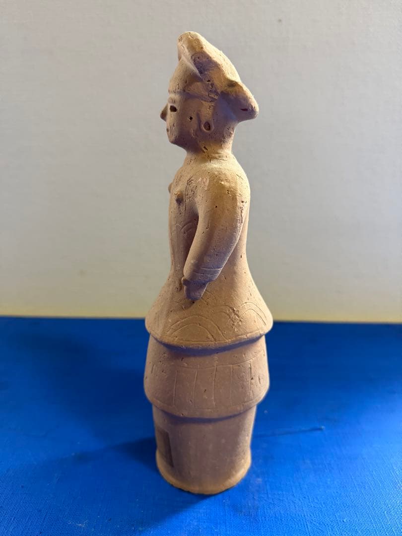 埴輪（正装した女子像） 群馬県伊勢崎市八寸出土・7世紀／複製品 レプリカ