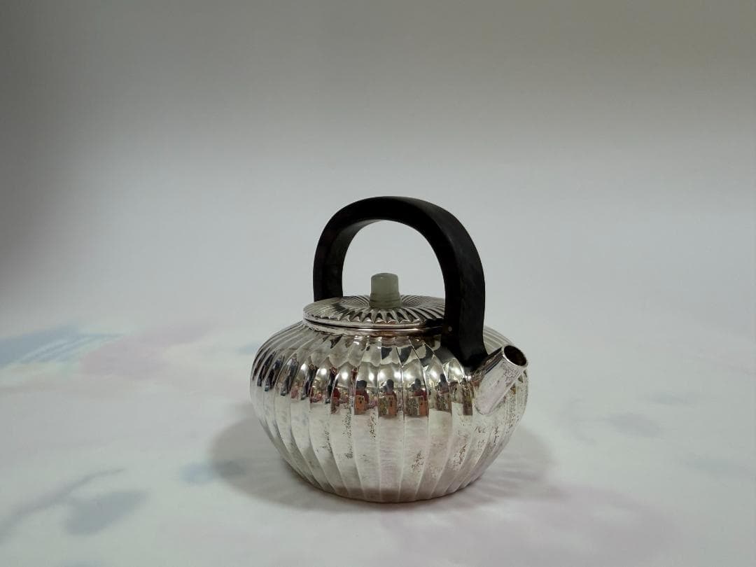 純銀製 菊筋文 急須 銀瓶 煎茶道具