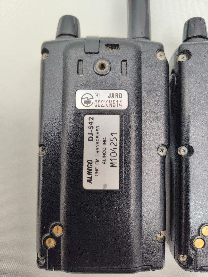 C049【ジャンク】ALINCO アルインコ DJ-S42 4台 充電器付