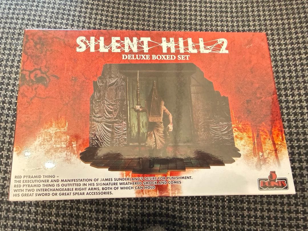 Mezco Toyz サイレントヒル デラックスフィギュア ボックスセット
