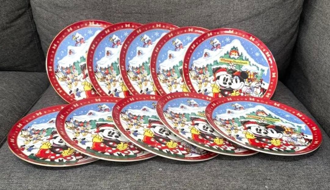 【最終価格】ミッキー＆フレンズ ＜クリスマス＞ イヤープレート 2022年製