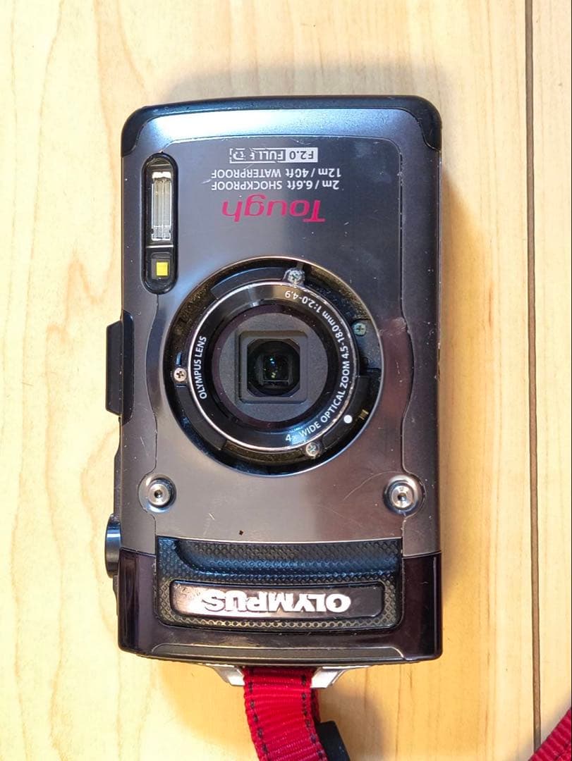 OLYMPUS　TOUGH　TG-1
