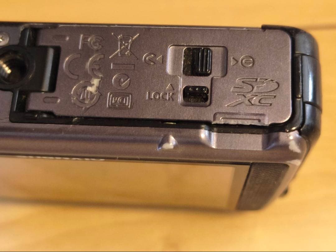 OLYMPUS　TOUGH　TG-1