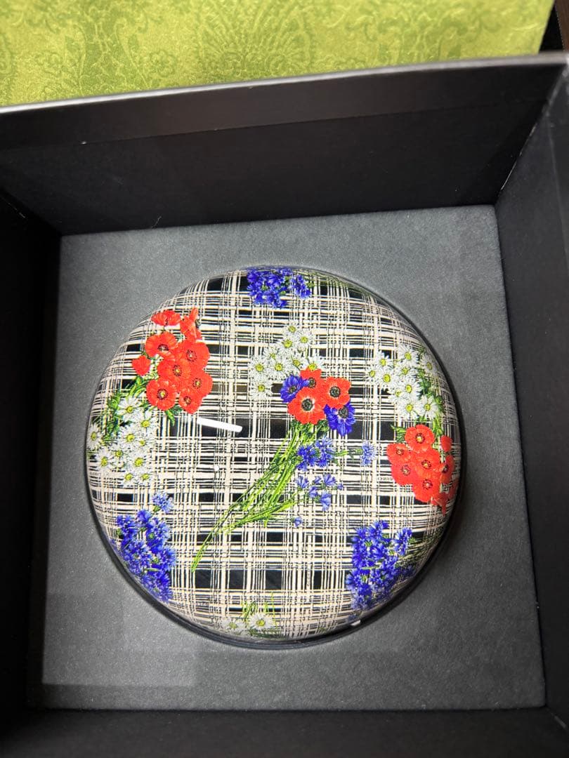 【希少】GUCCI 花柄 円形置物　ペーパーウエイト※非売品