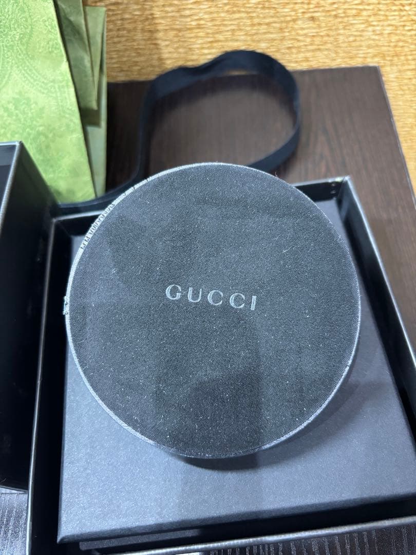 【希少】GUCCI 花柄 円形置物　ペーパーウエイト※非売品