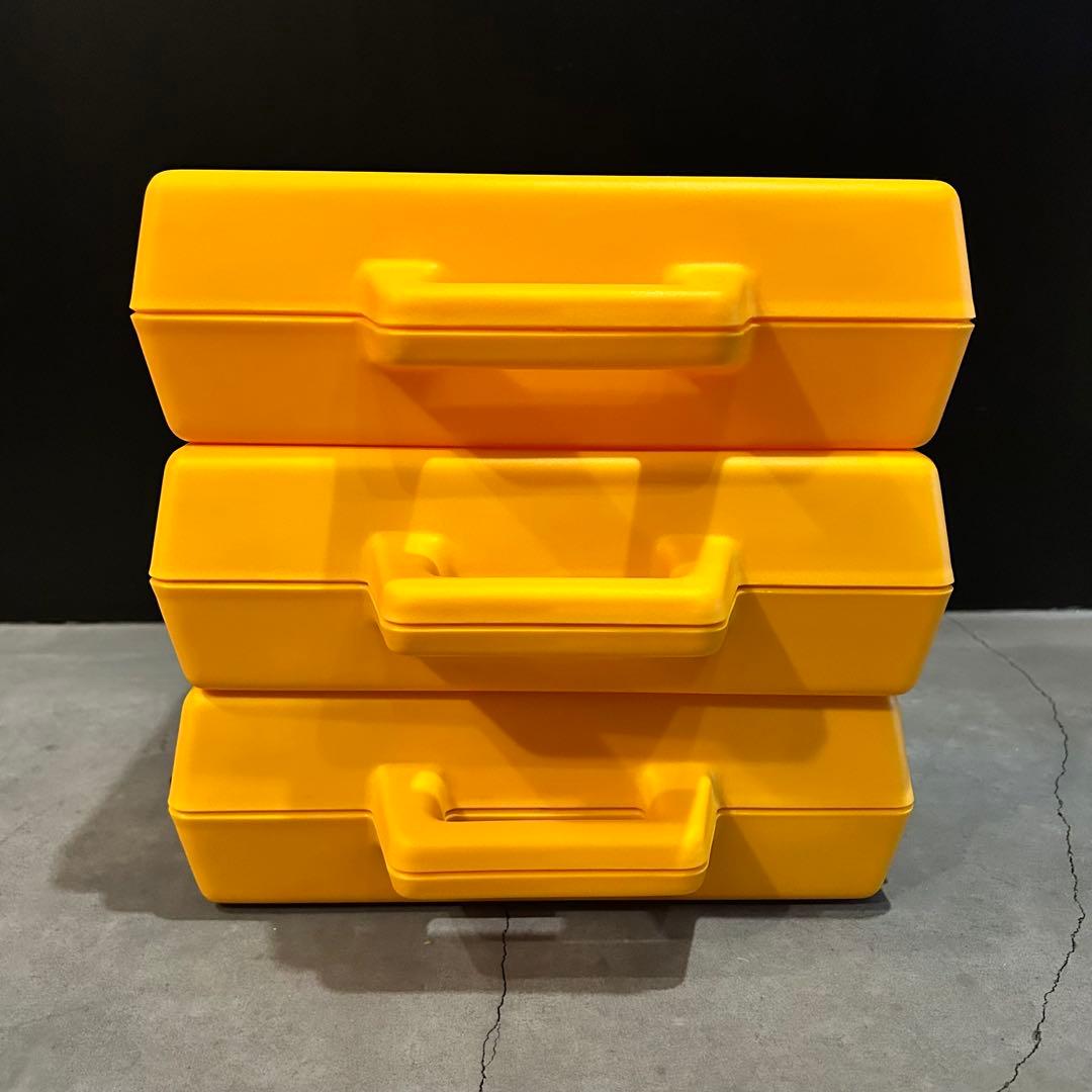 プラスチック製　収納ケース　3個セット② カナダ製 アタッシュケース　80年代