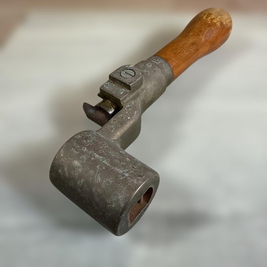 ろ*す様 激レア　鉄道用　木製ブレーキ用ハンドル　使用感有り