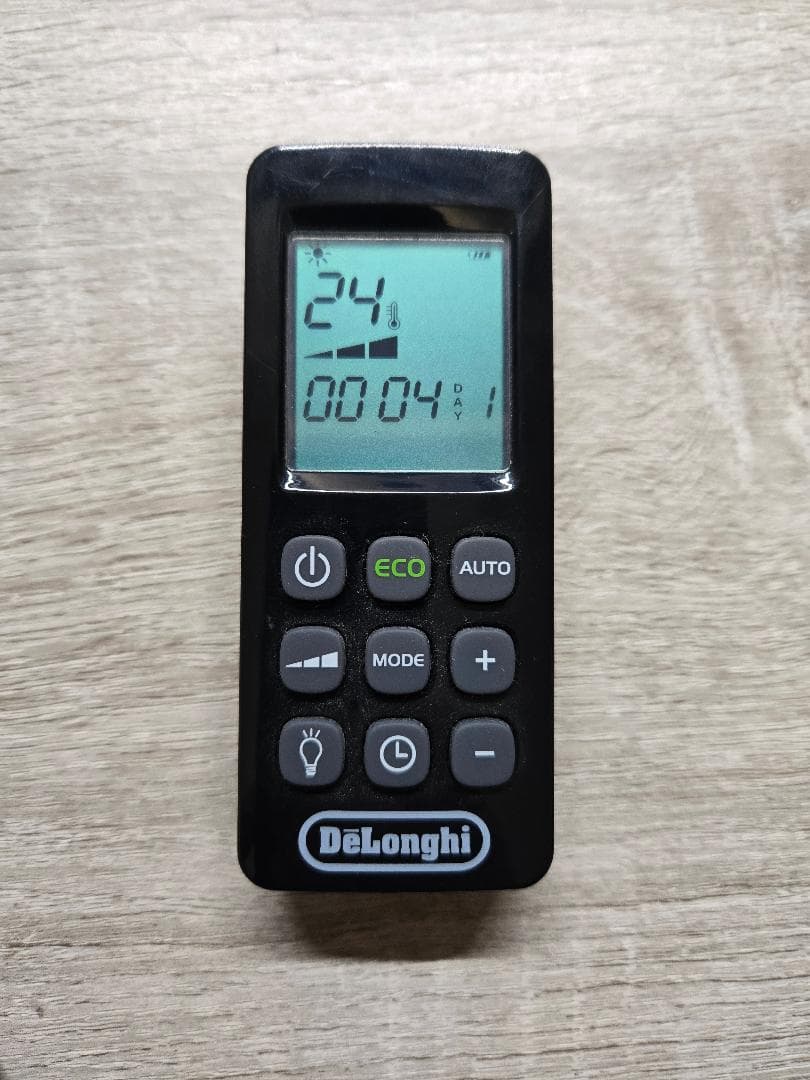 【美品】デロンギ(DeLonghi)マルチダイナミックヒーター MDH09-BK