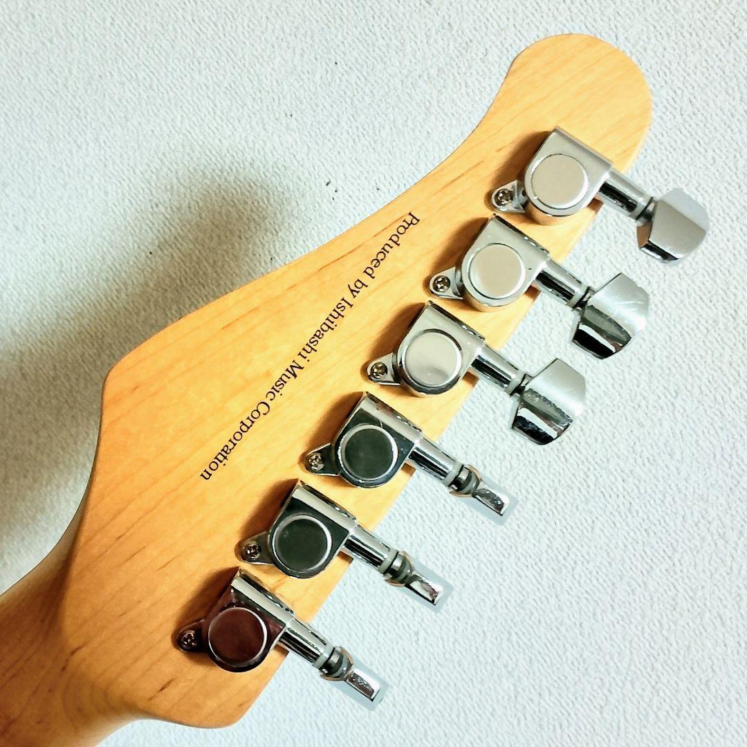 Mavis　ストラトキャスタータイプ　エレキギター　メタリックシルバー