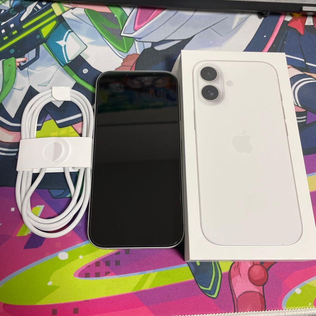 iPhone17 256GB SIMフリー ホワイト 中古 月曜まで