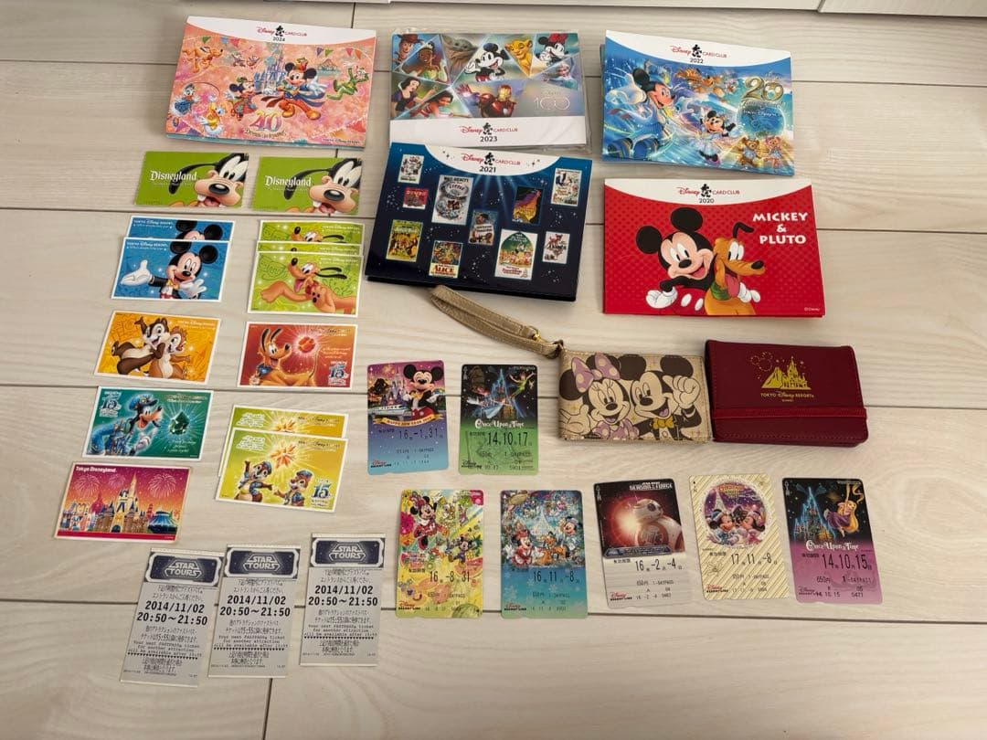 ピンバッチ　jcb限定商品　チケット