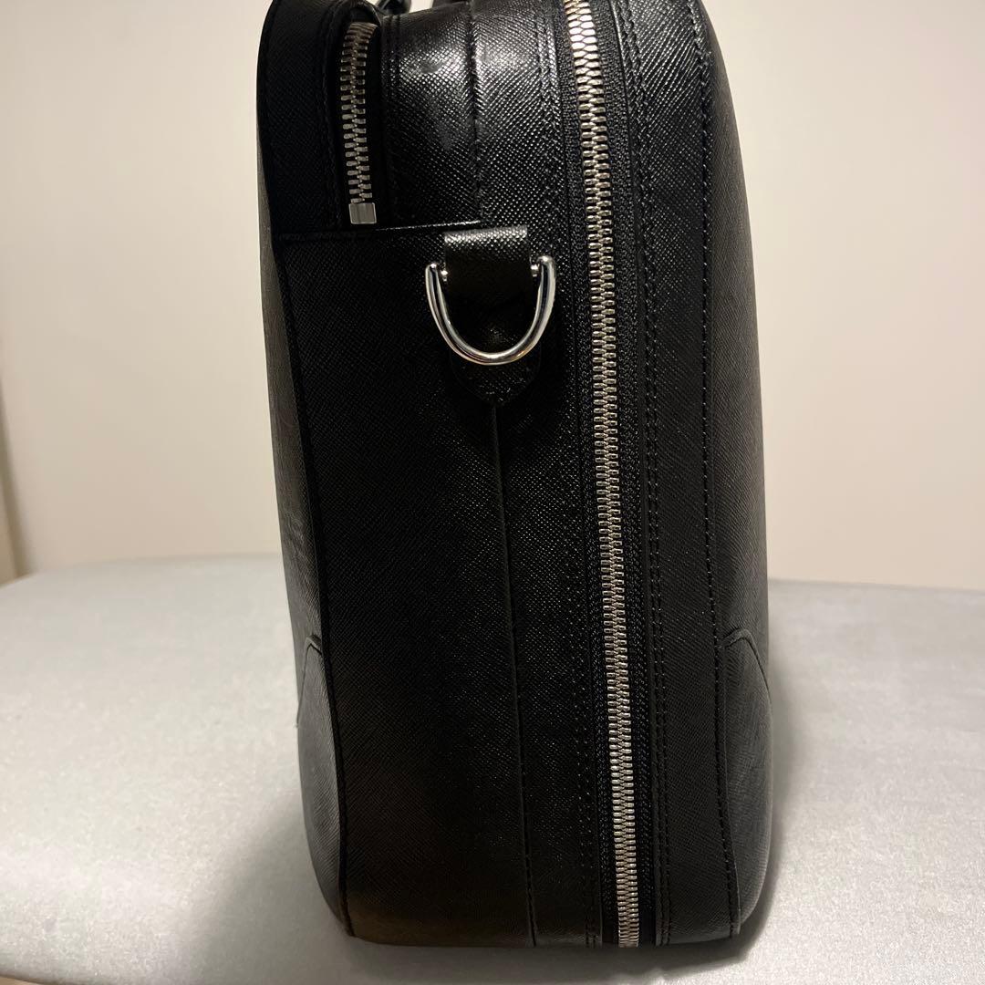 す*ん様 ペッレモルビダキャピターノ 2室タイプ 2way ブリーフケース黒ブラ