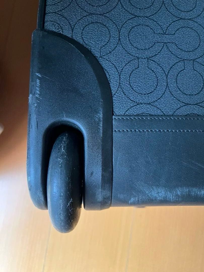 コーチ　77135 オプアート　PVC レザー　キャリーケース