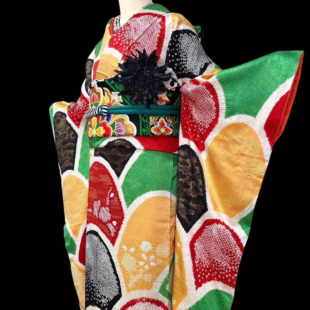 (う19) 個性派‼️彩りの芸術✨総絞り 青海波文様 アンティーク振袖㊗️③点セット