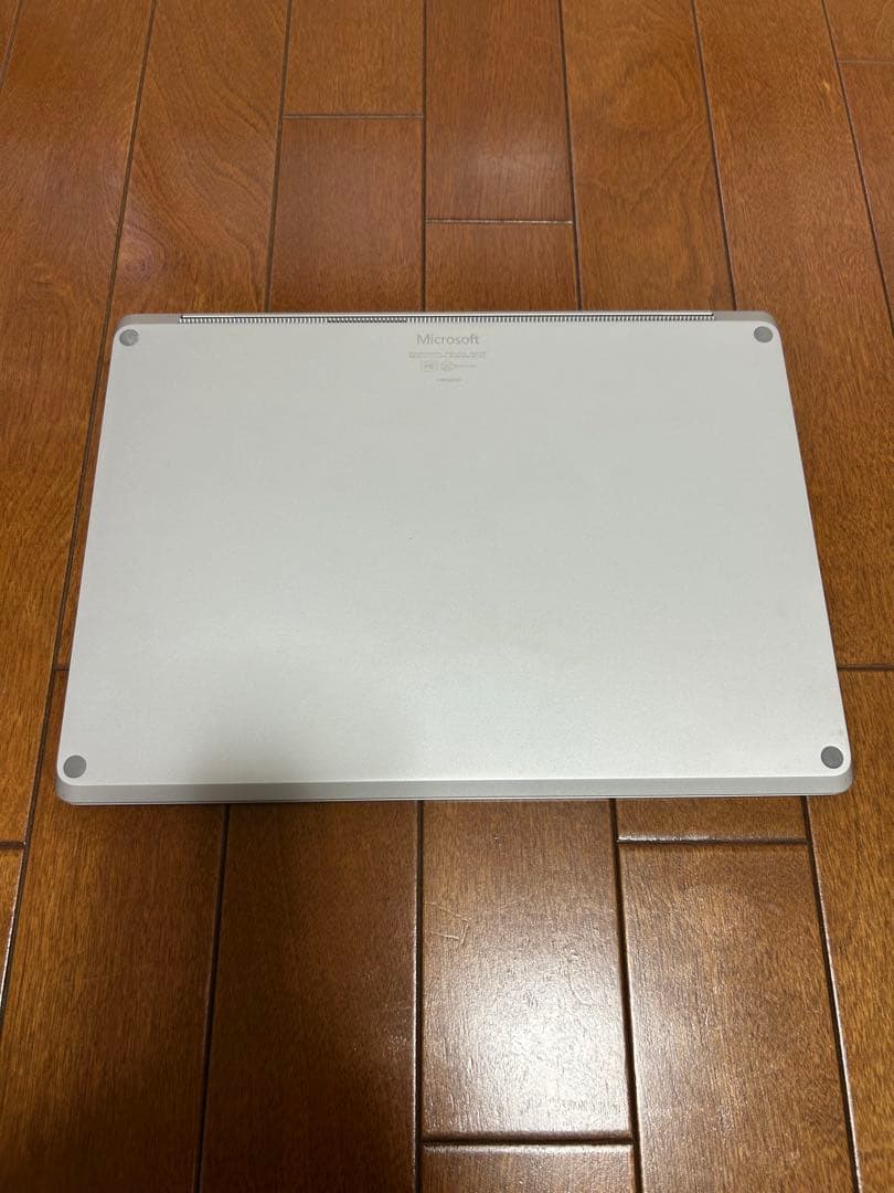 Microsoft Surface Laptop 13.5インチ シルバー