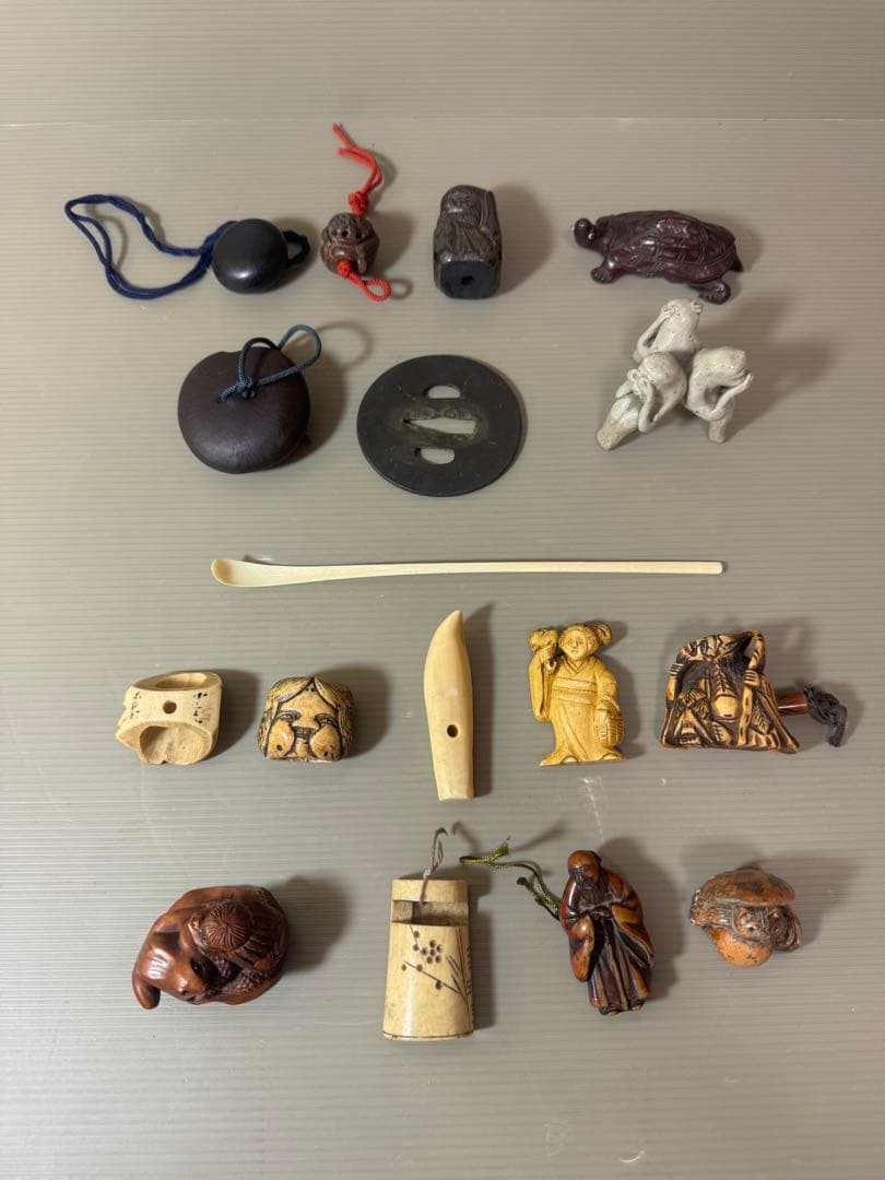 2918 時代提げ物 根付 合計17点　天然素材　時代物