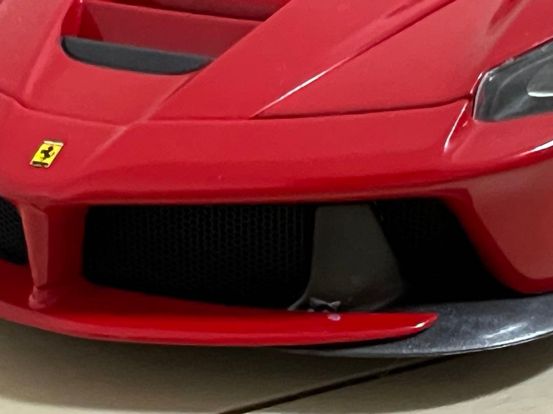 1/18 hot wheels エリート　ラ・フェラーリ