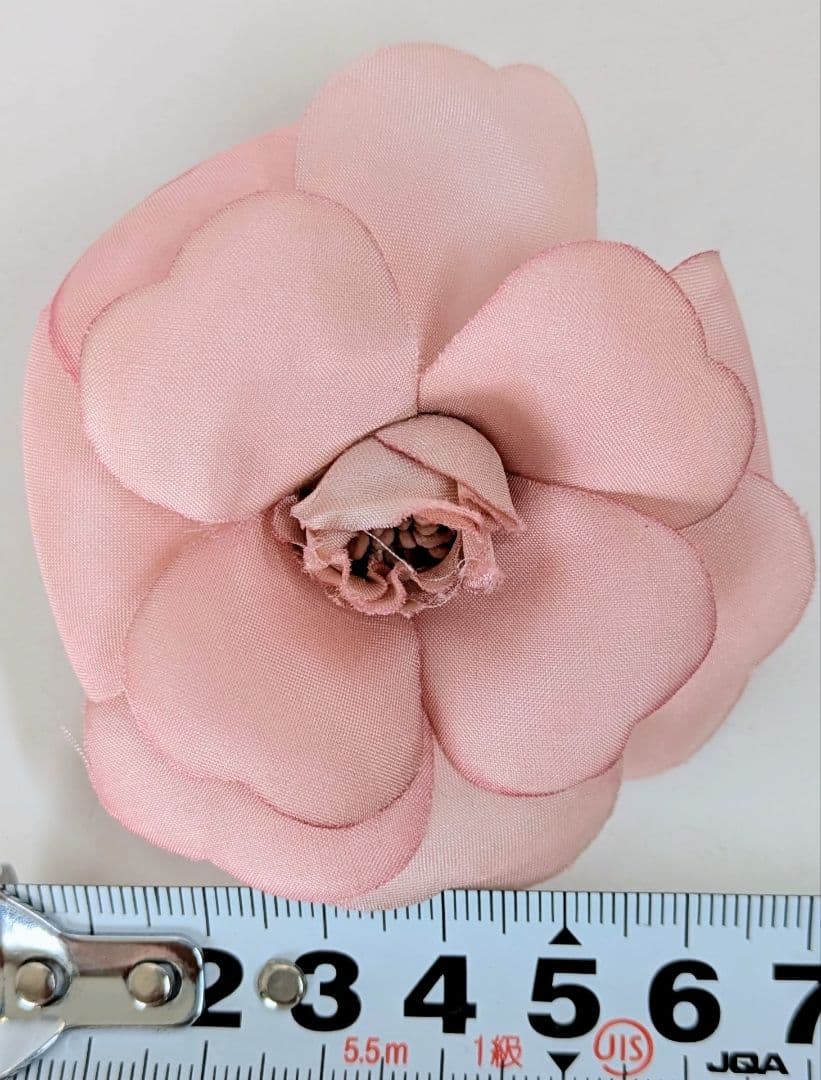 CHANEL シャネル カメリア ピンバッジ ピンブローチ ピンク系 タグ付