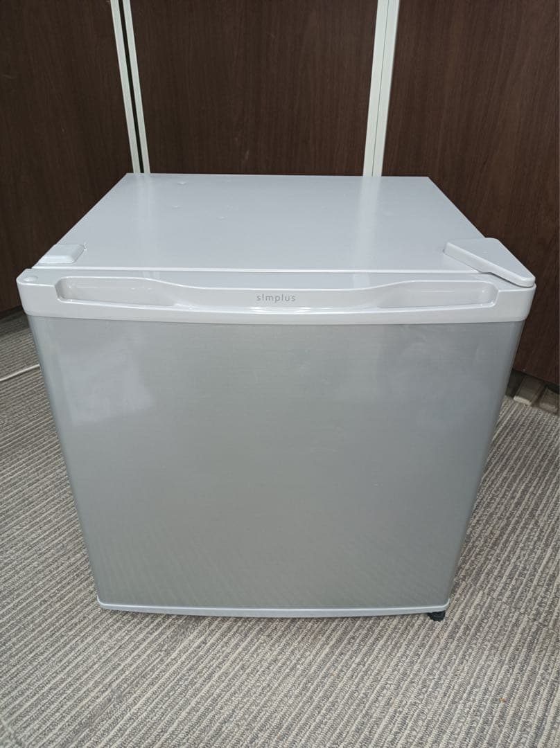 [八3474] Simplus 2021年製　1ドア冷凍庫　32L