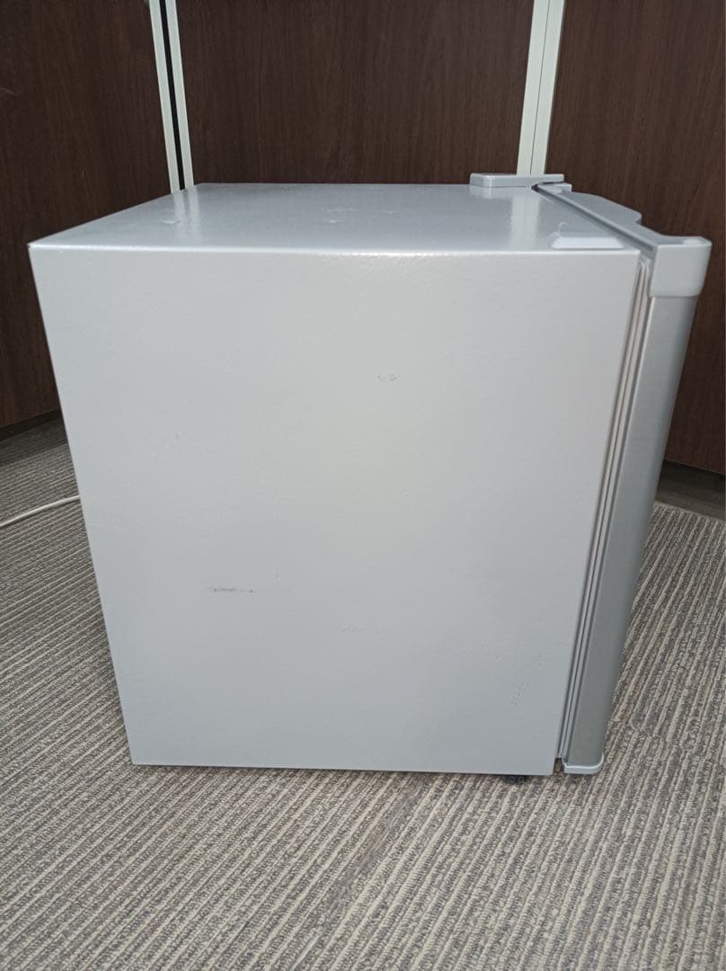 [八3474] Simplus 2021年製　1ドア冷凍庫　32L