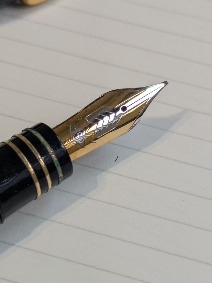 オマス　万年筆　限定　オマス ニューヨーク近代美術館 ペン先18K 750