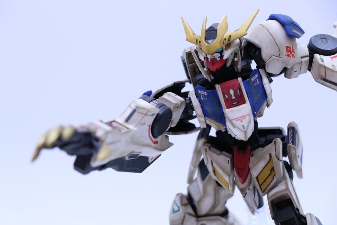 HG 1/144 ガンダム バルバトス ルプスレスク 【改修 塗装 完成品】