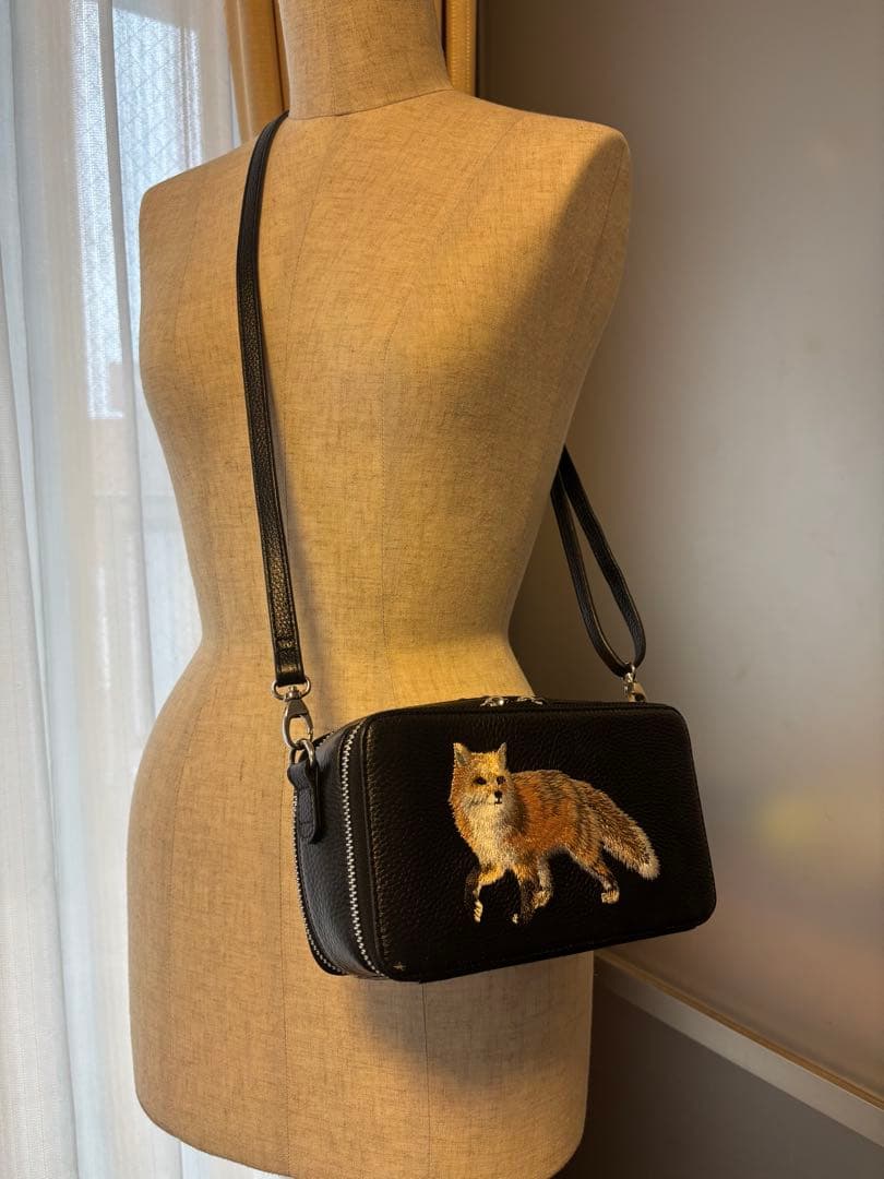 キツネさん刺繍 ショルダーバッグ