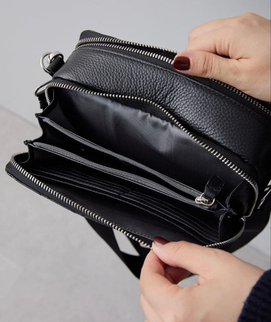 キツネさん刺繍 ショルダーバッグ