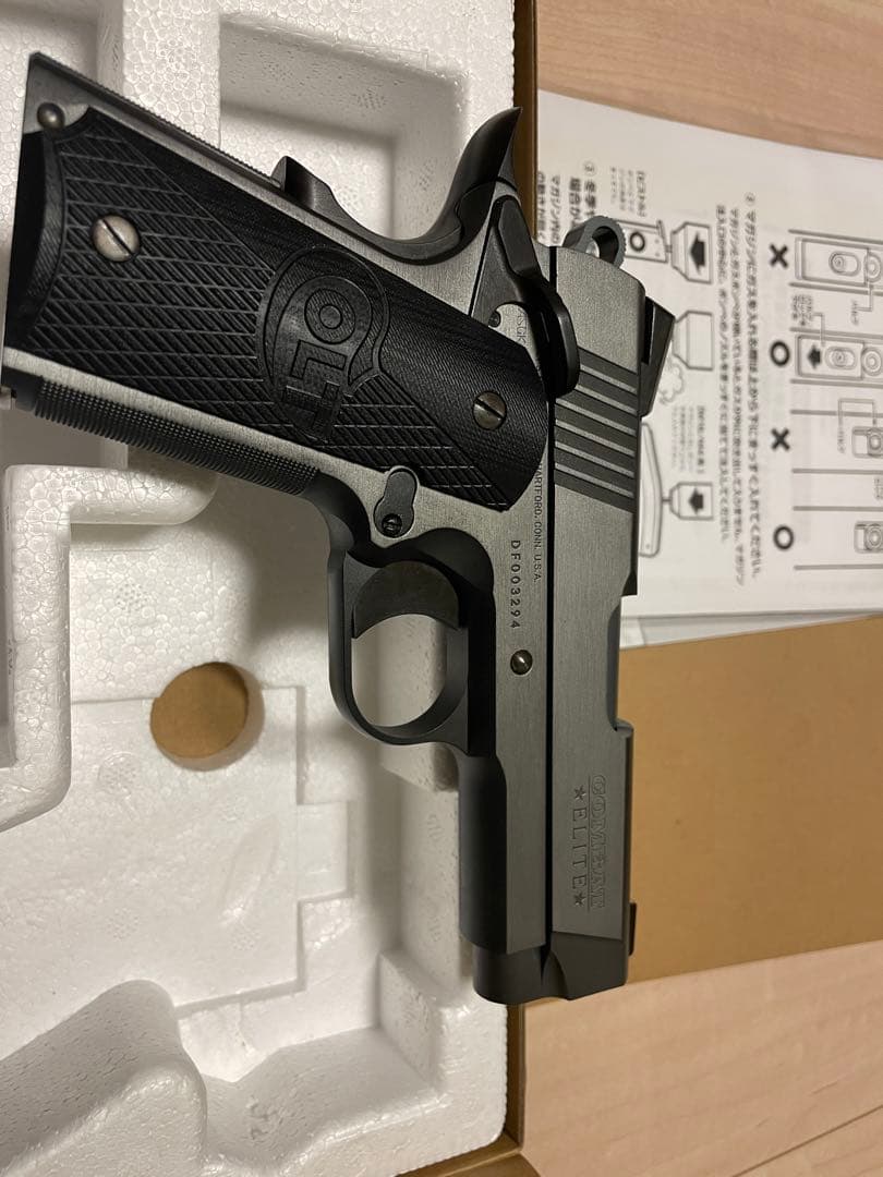 WA COLT DEFENDER カーボンブラック