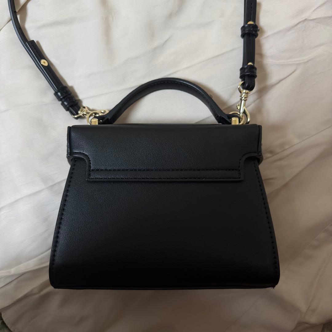 【ぶろっこり】セルフォード リュタンビジュースタッズポシェットS