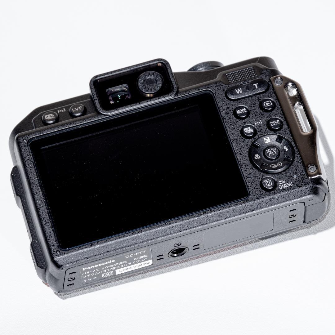 LUMIX DC-FT7 防水カメラ ファインダー