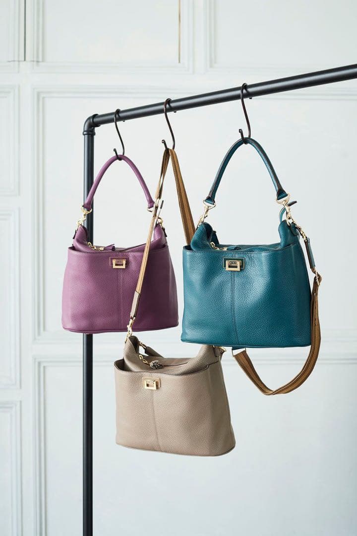 ATAO ウィークエンド　限定色 レザー ショルダーバッグ