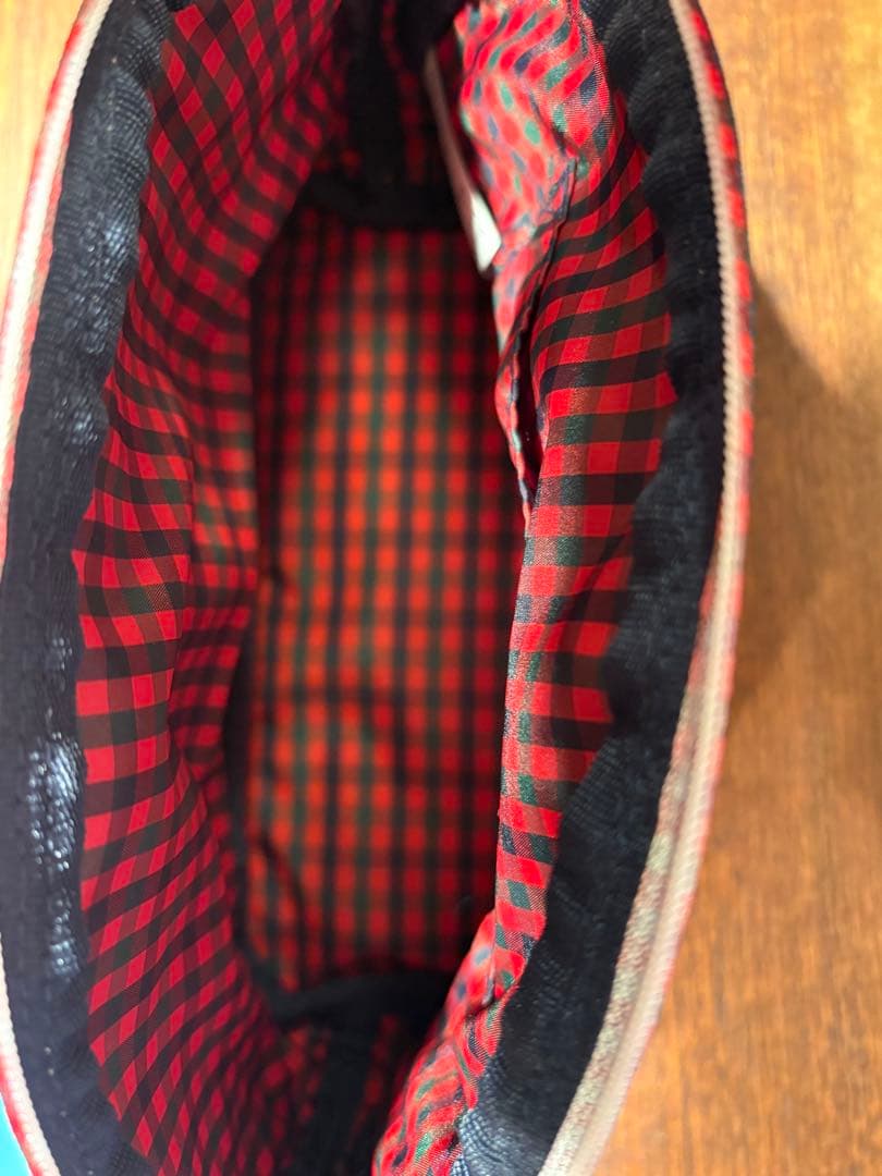 ファミリア　ピオヌンナル　ポーチ