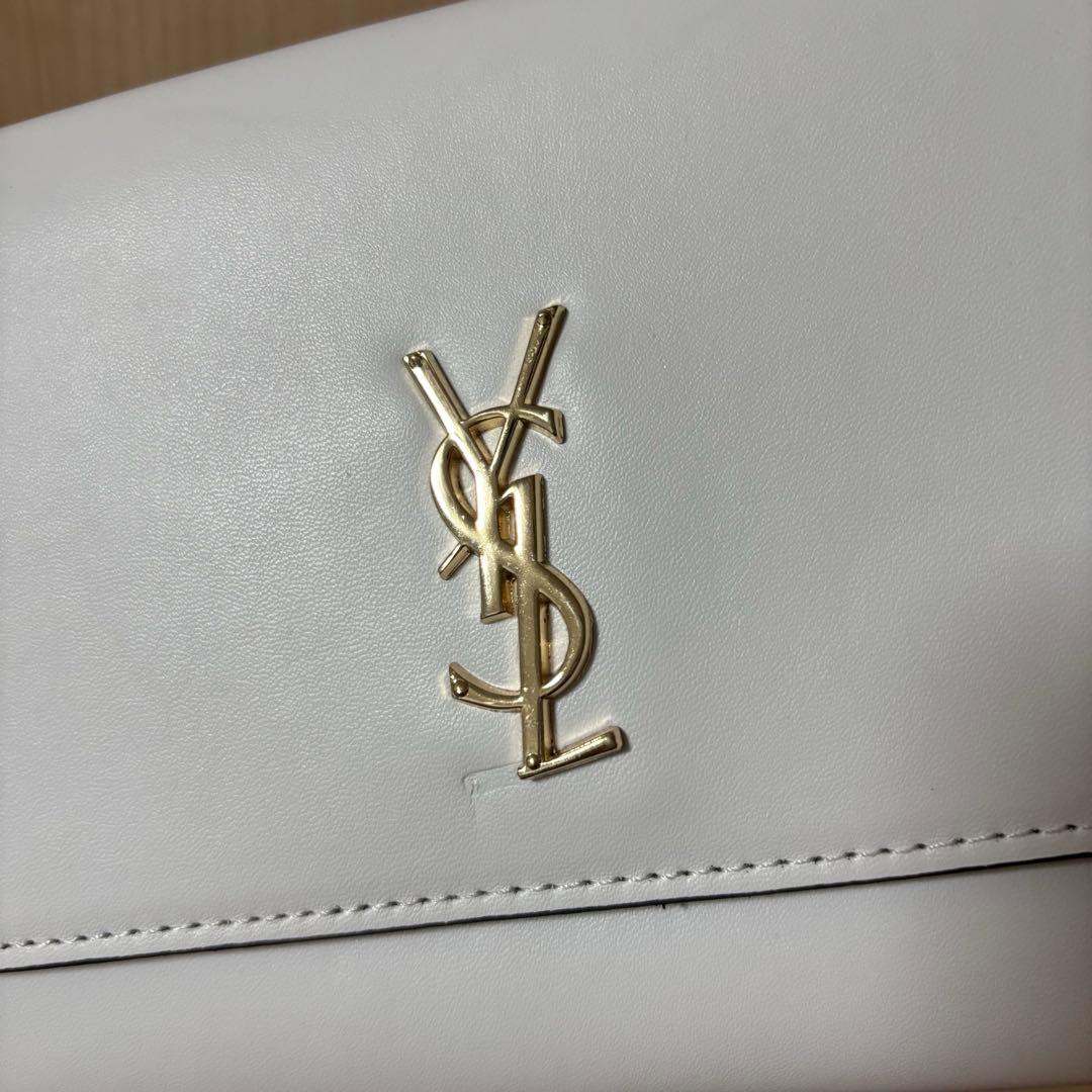 ホワイトYSLショルダーバッグ