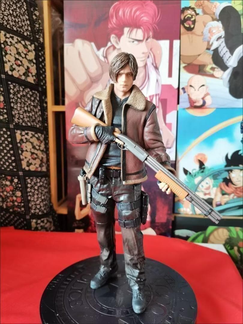 バイオハザード　レオン・S・ケネディ　フィギュア